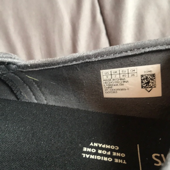 Toms - Picture 4 of 4